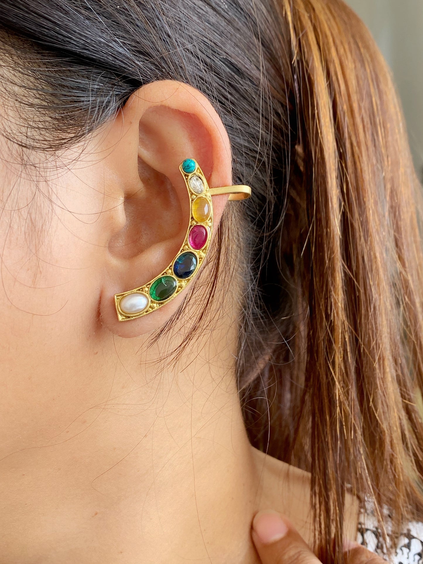 MEGHIKA CUFF EARRINGS