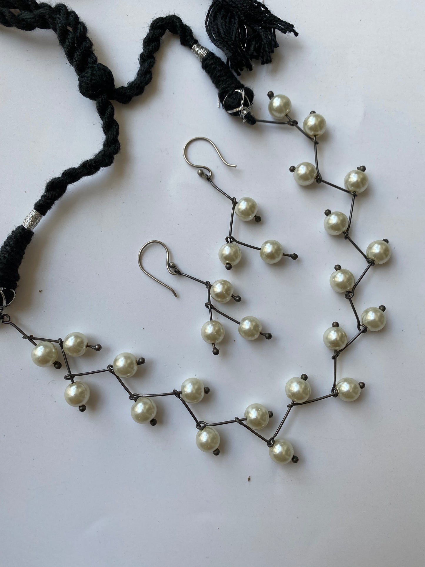 PEARL CHOKER SET