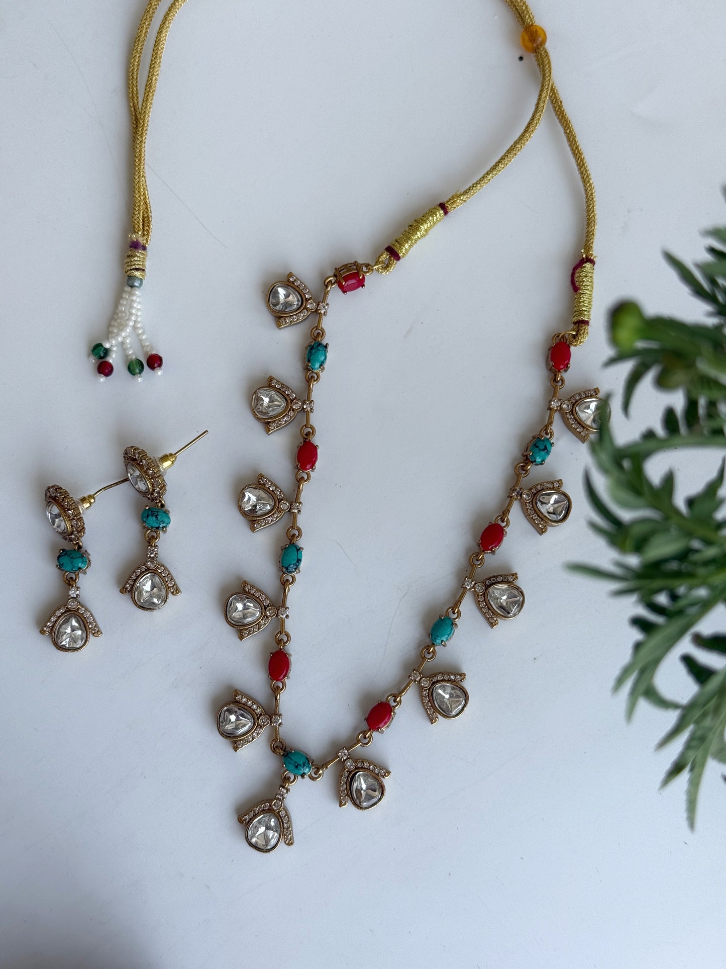 MADHURI NECKLACE SET