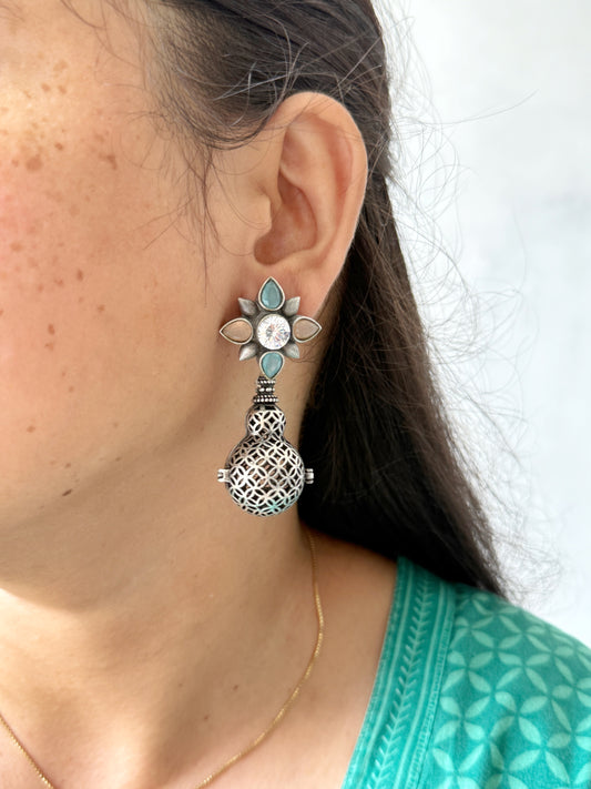 MAHITA EARRINGS