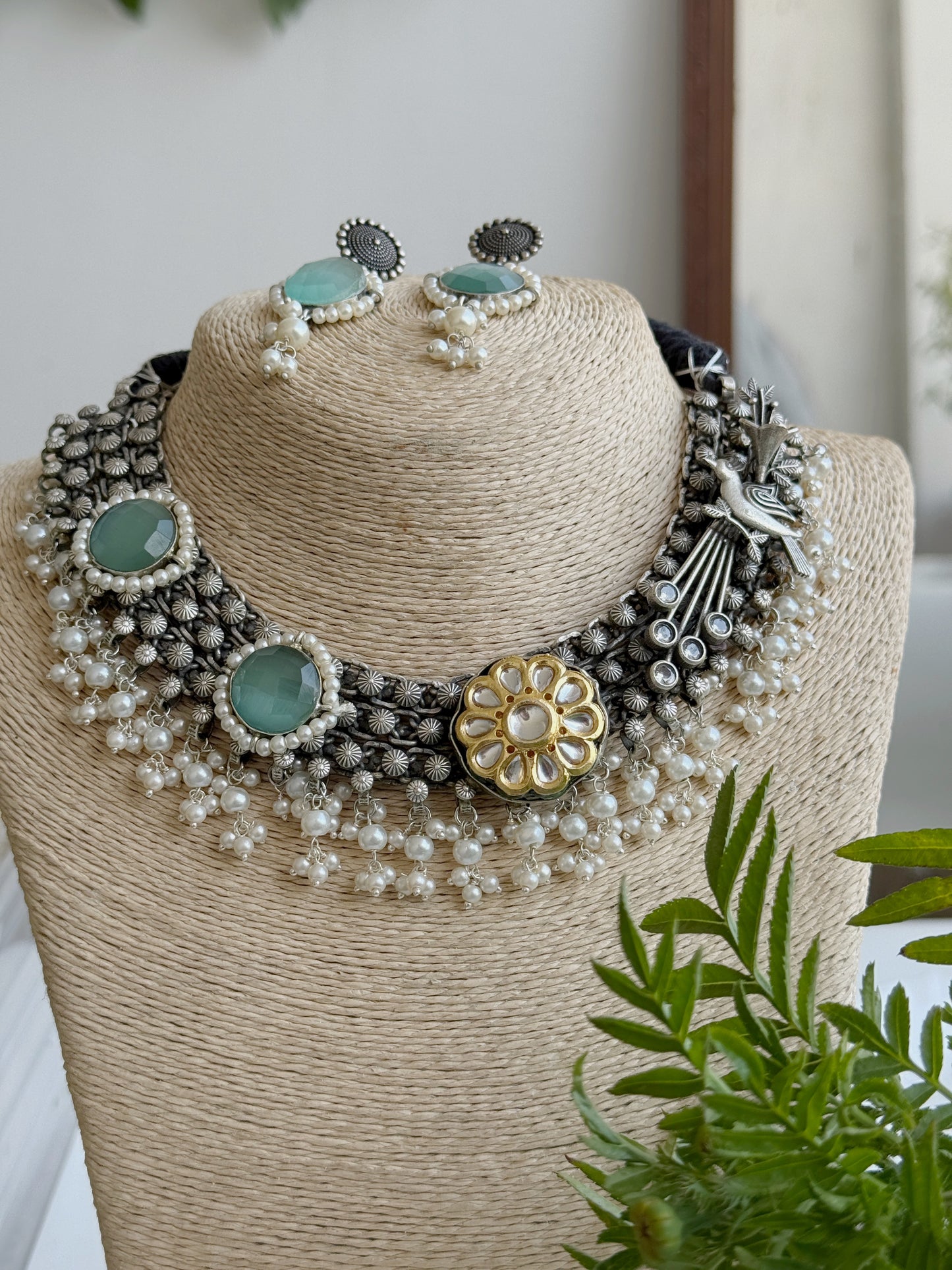 CHANDRIKA NECKLACE SET