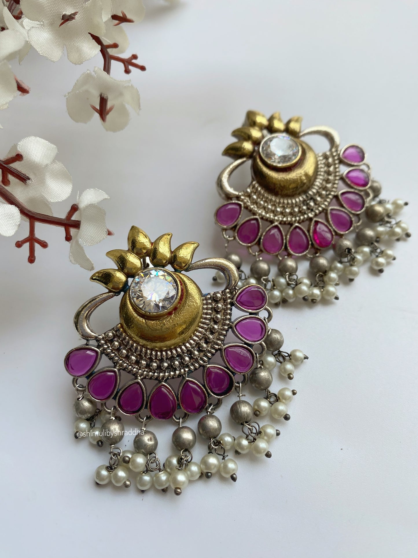 RACHNA DUAL TONE STUD EARRINGS