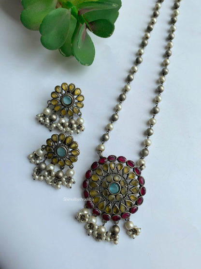 MAHITA NECKLACE SET