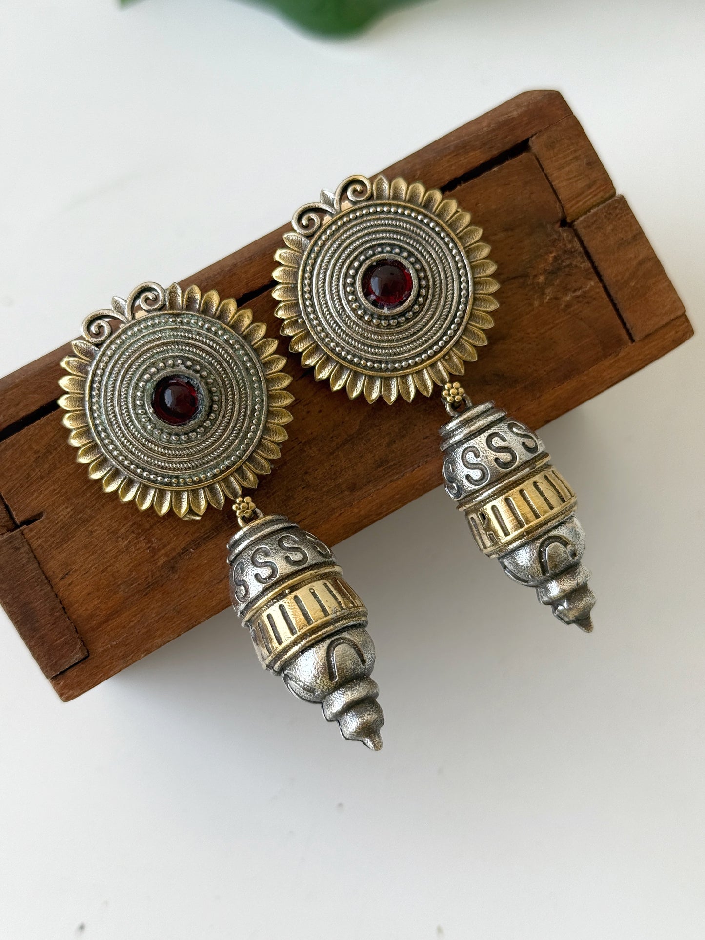 ATULYA DUAL TONE EARRINGS