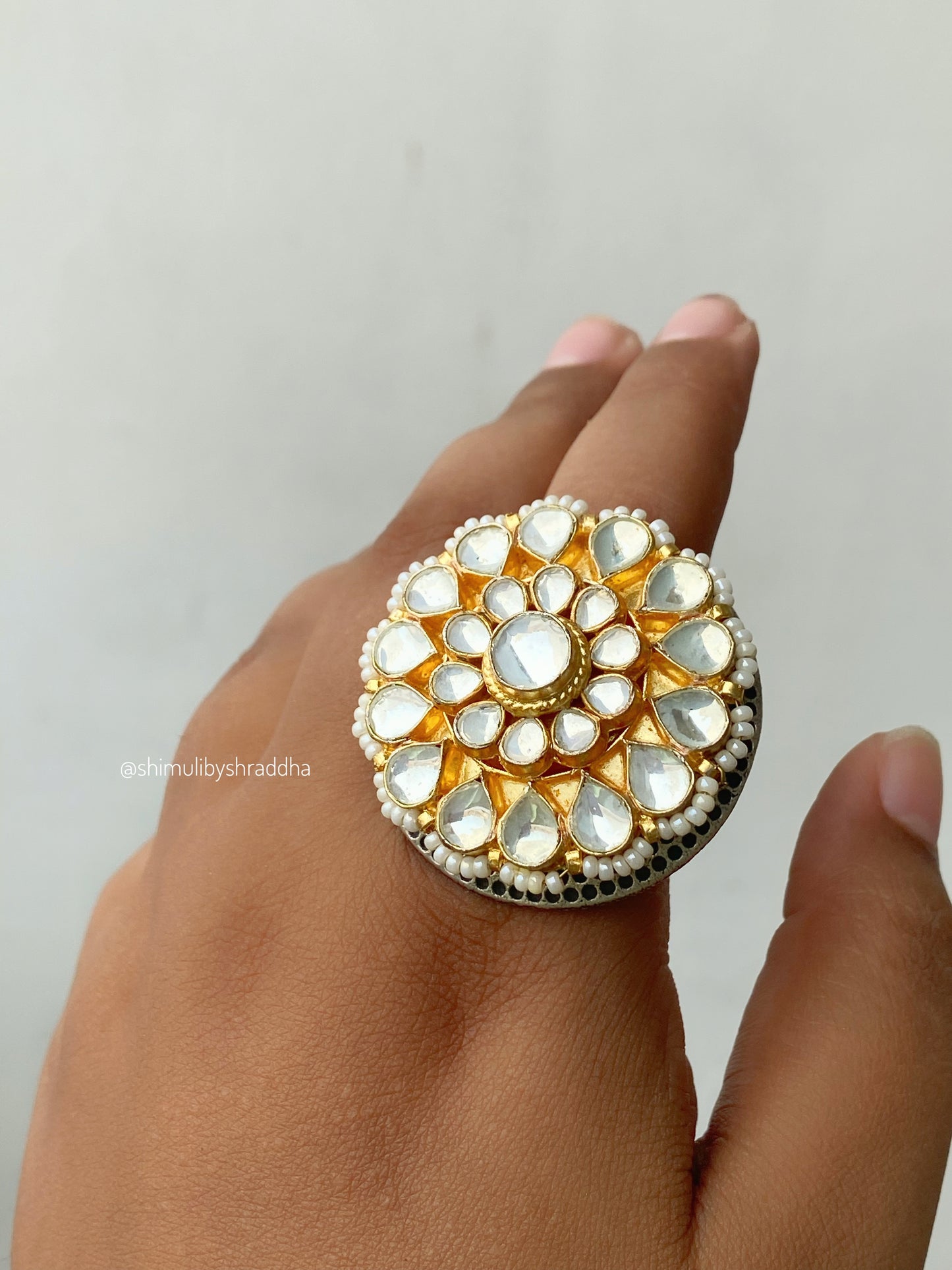 JAGRUTI OVERSIZED KUNDAN RING