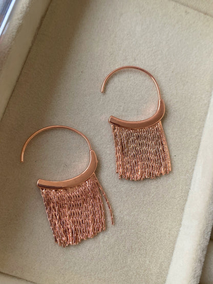 TAYLOR HOOP EARRINGS