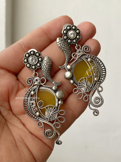 VIHAANI STONE EARRINGS