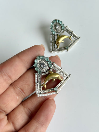 APARNA DUAL TONE EARRINGS