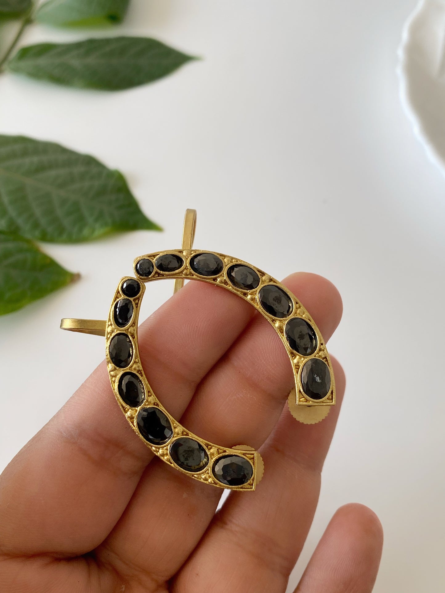 MEGHIKA CUFF EARRINGS