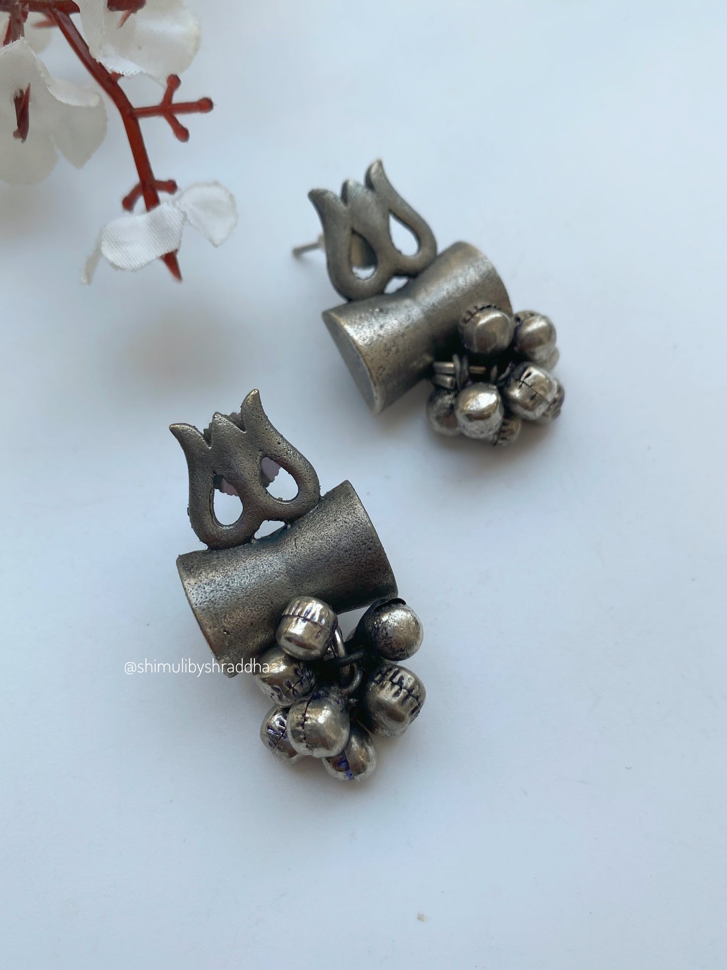 TRISHUL STUD EARRINGS