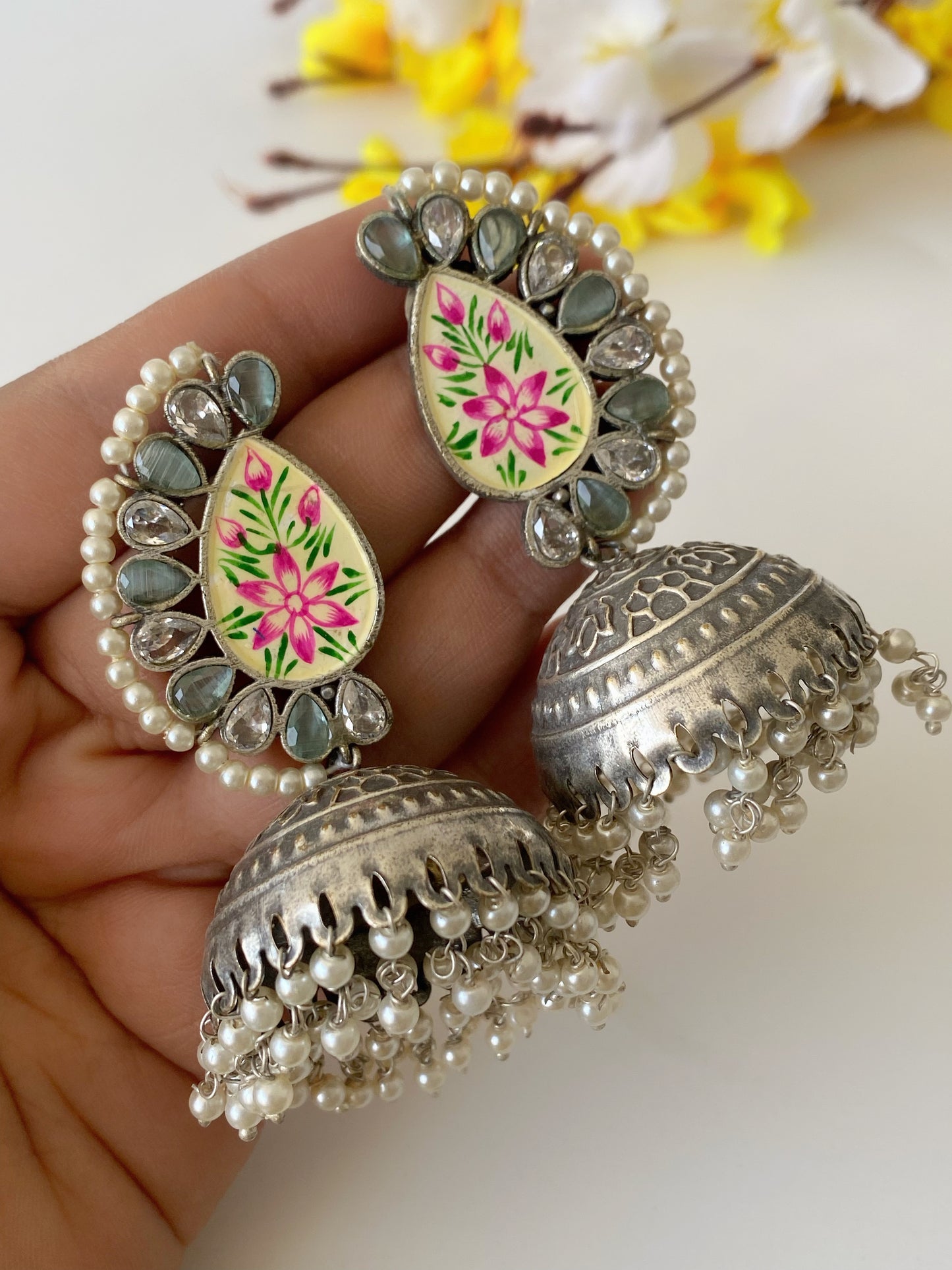 KUMUD MEENAKARI JHUMKA
