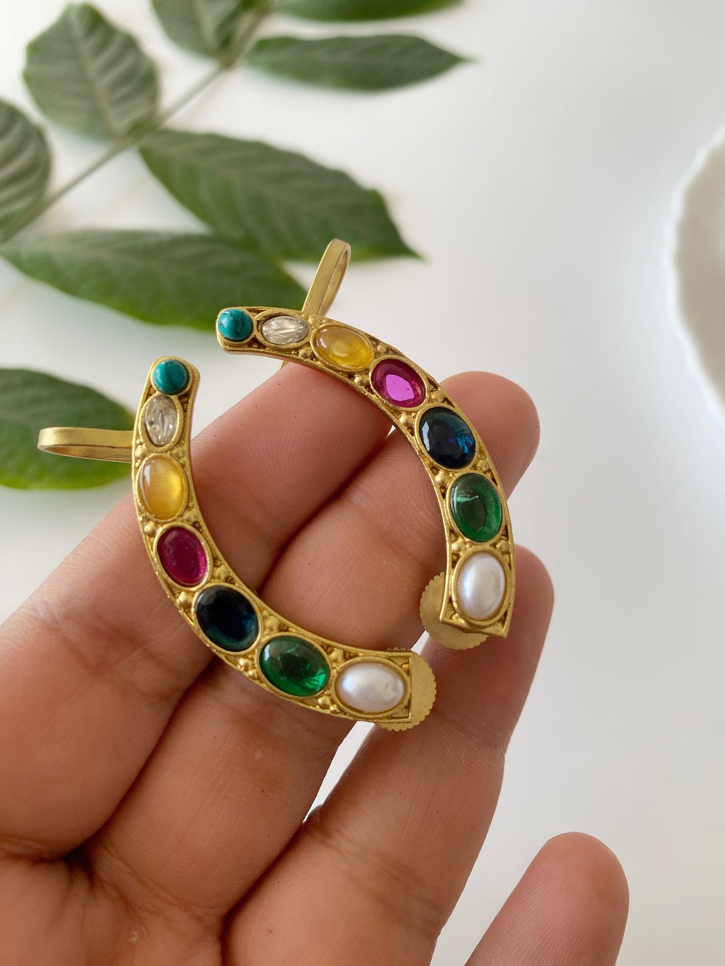 MEGHIKA CUFF EARRINGS