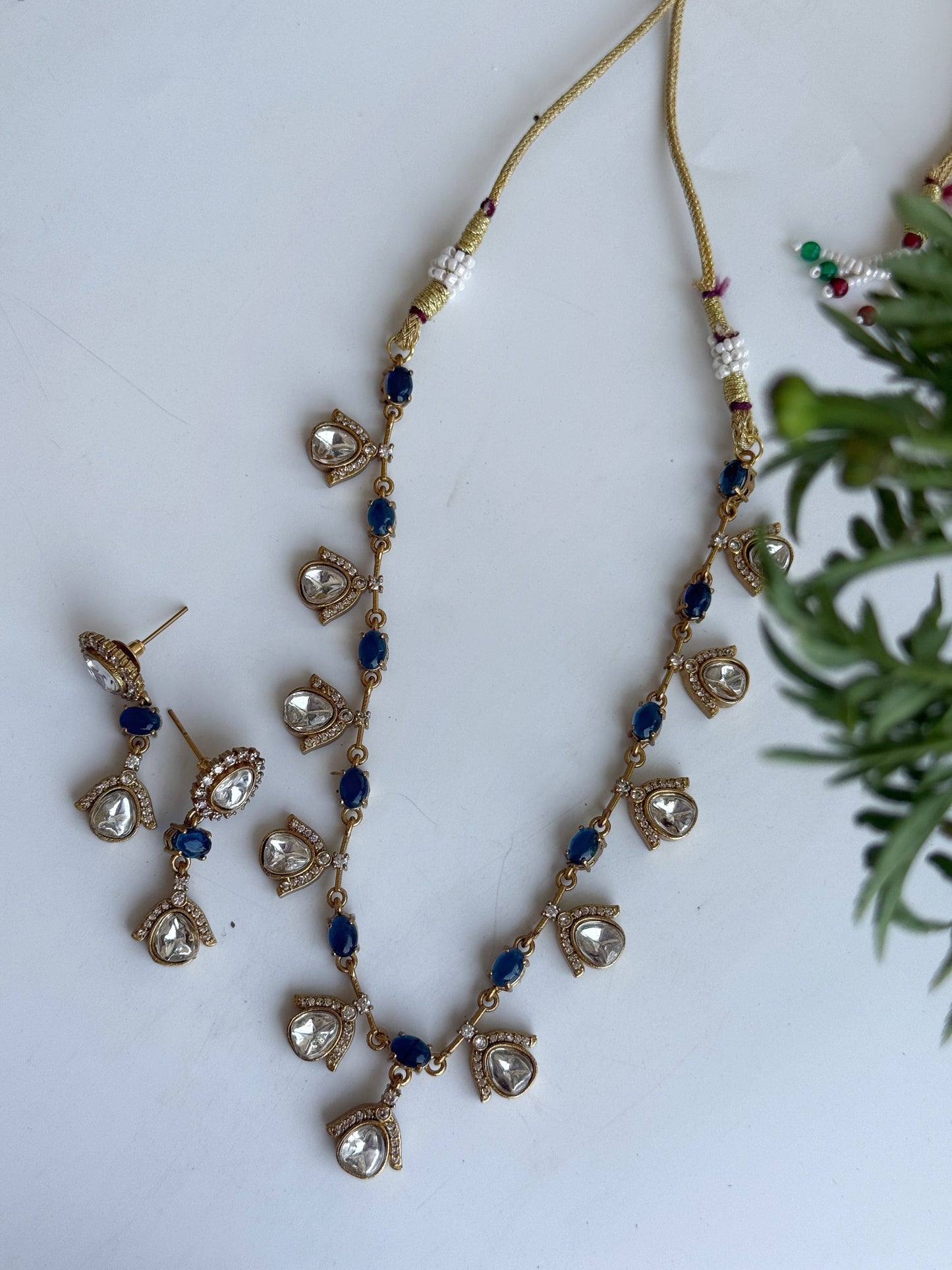 MADHURI NECKLACE SET