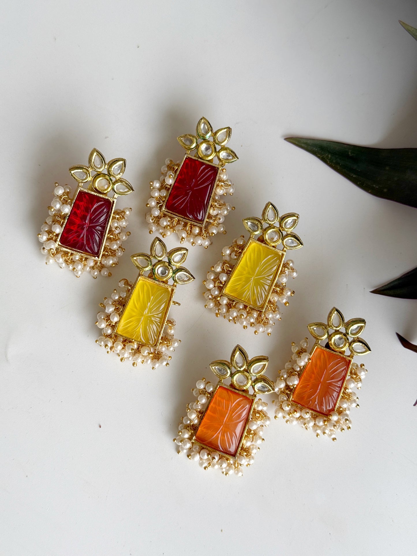 DIVYA STUDS