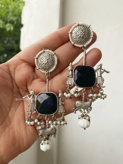 ZOHRA PEARL EARRINGS