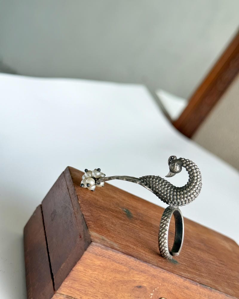 MAYUR ADJUSTABLE RING
