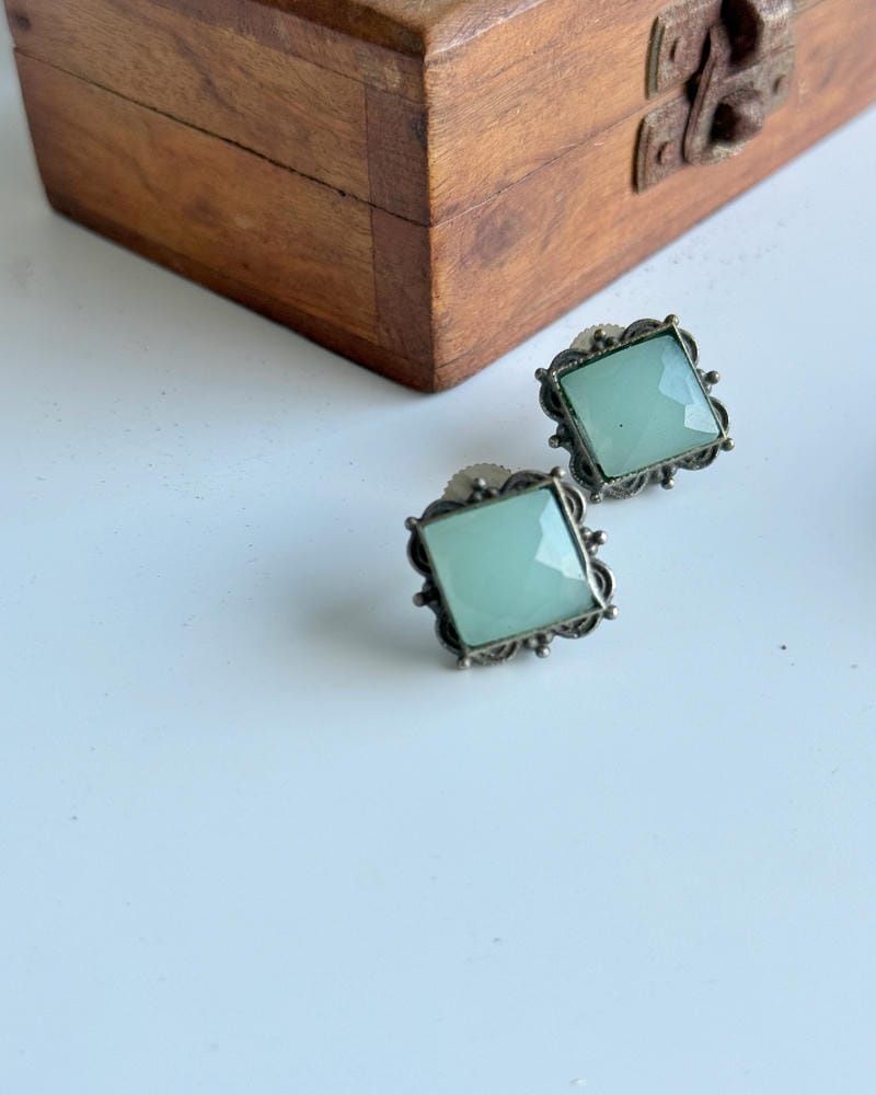 SUHANI STUDS
