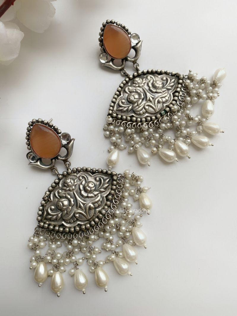 ANSHIKA PEARL EARRINGS