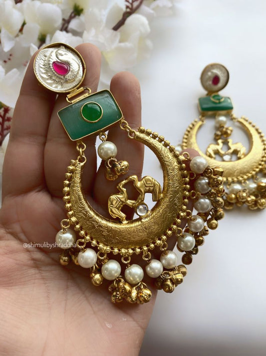 ADRUJA OVERSIZED CHANDBALI