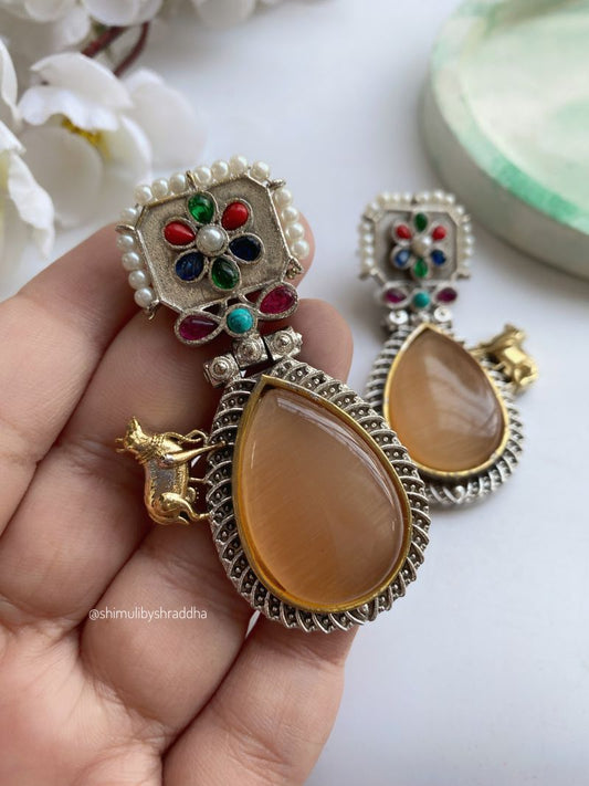 SONIKA DUAL TONE EARRINGS