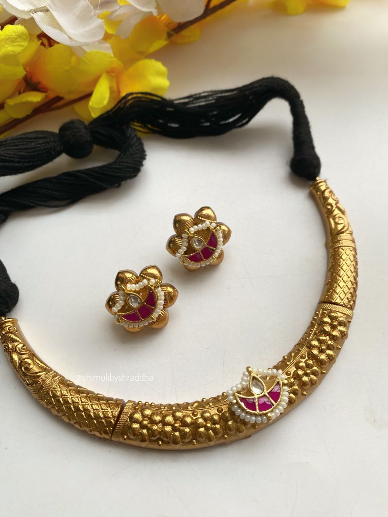 AARAVI NECKLACE SET