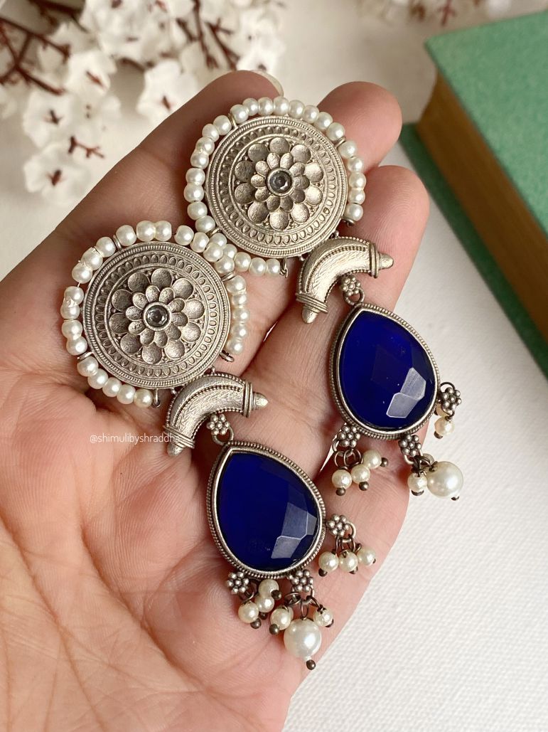 VAANI EARRINGS