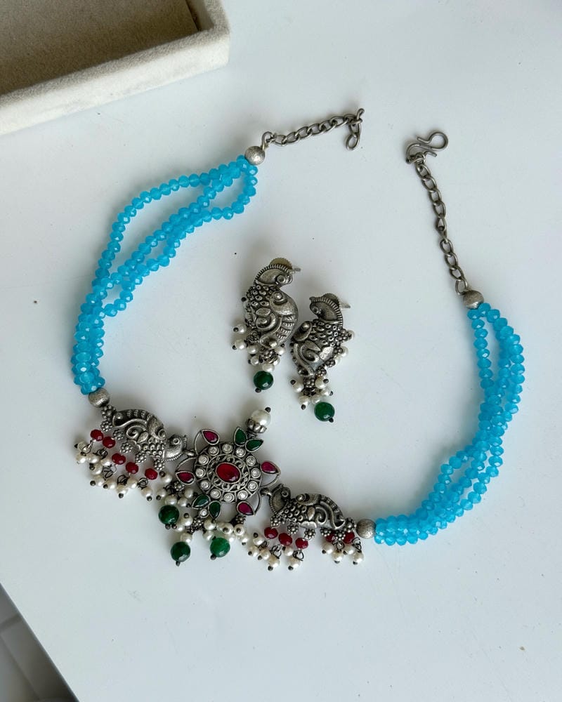 SUVARNIKA CHOKER SET
