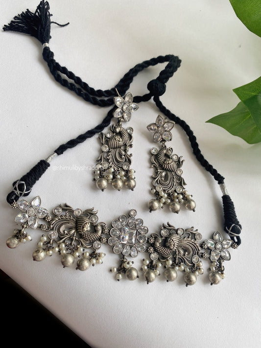 BHAVINA NECKLACE SET