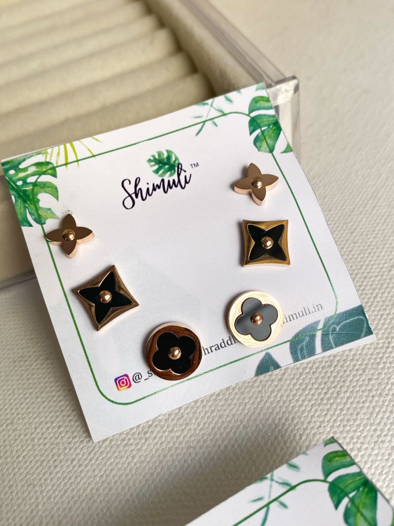 STUD EARRINGS SET