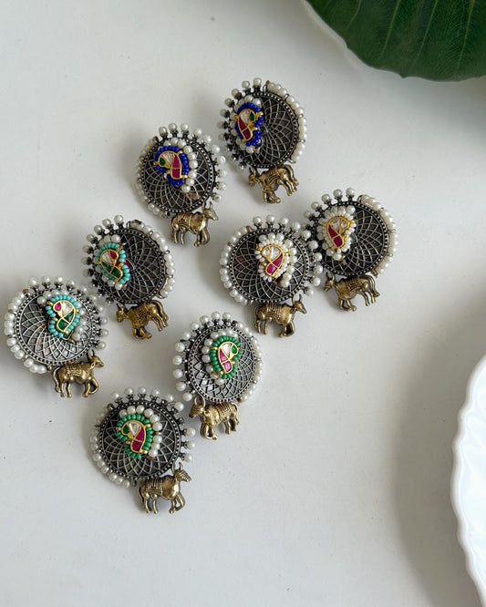 NITYA DUAL TONE EARRINGS