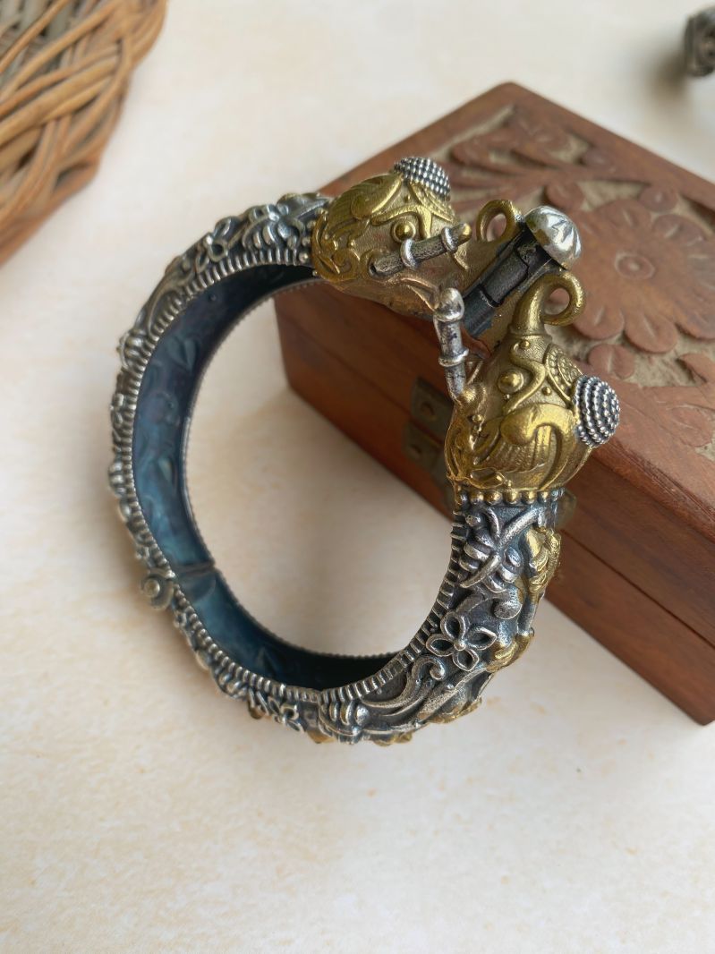 GANAPATI DUAL TONE BANGLE