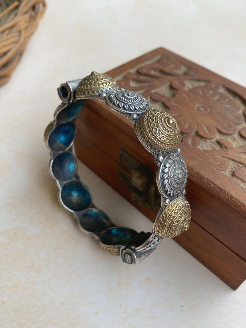 MIRAYA DUAL TONE BANGLE