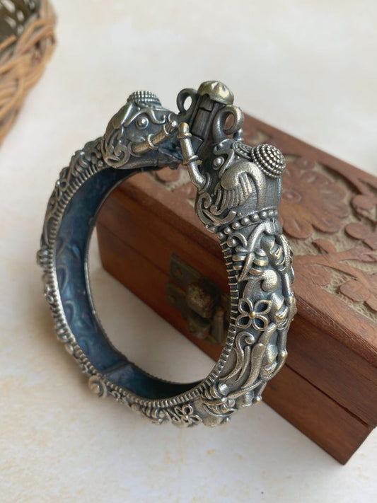 GANAPATI SILVERLOOKALIKE BANGLE