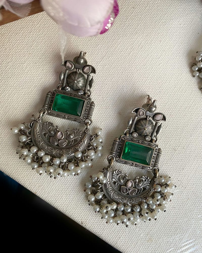 AABHARNA STONE EARRINGS