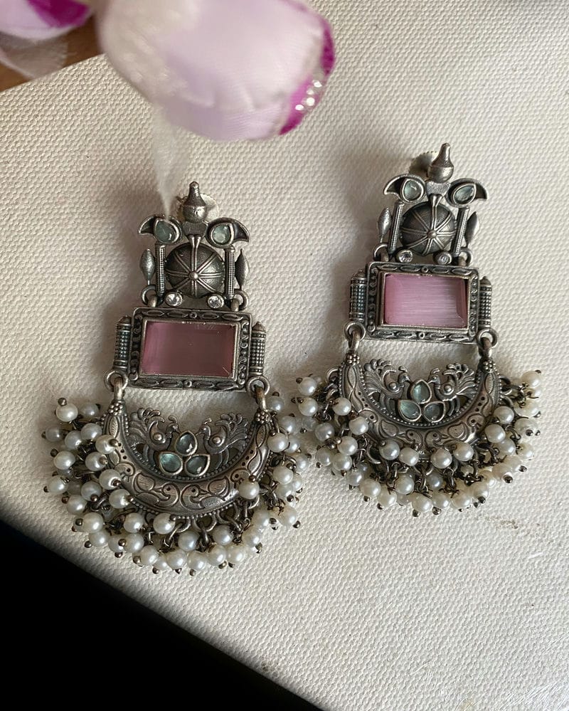 AABHARNA STONE EARRINGS