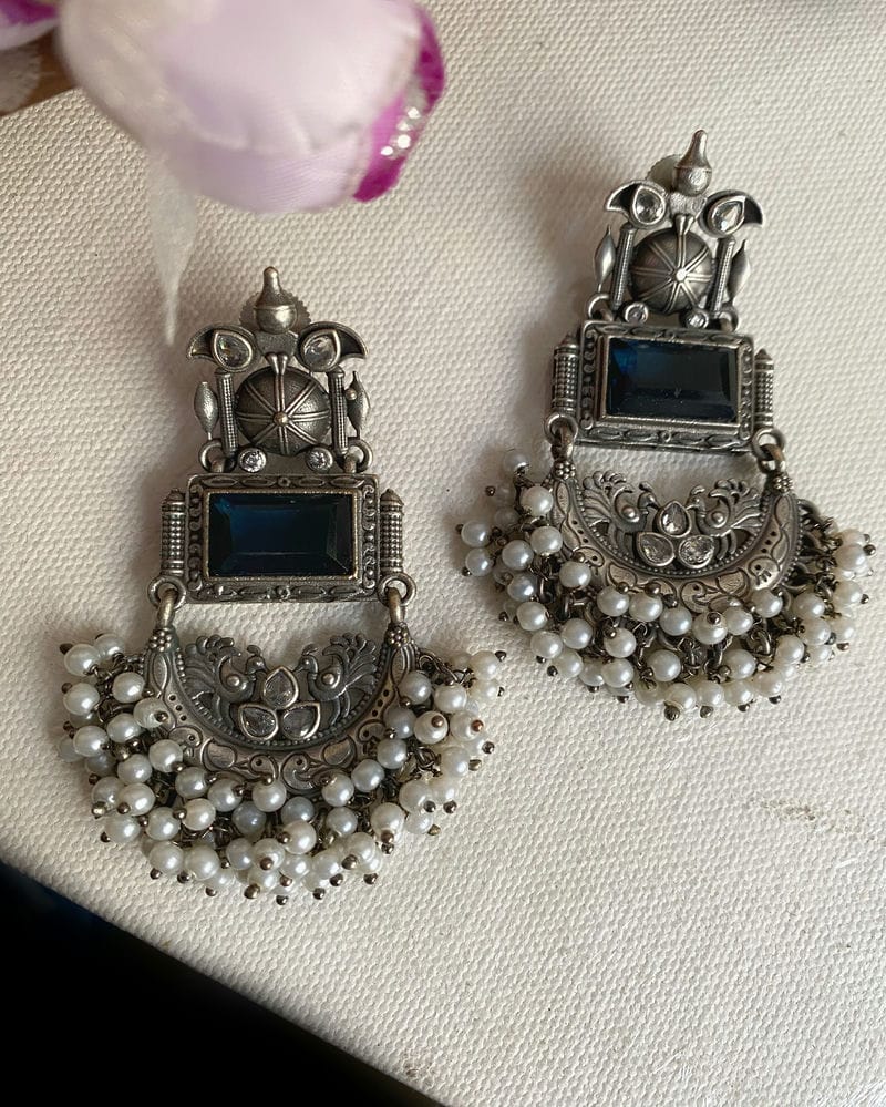 AABHARNA STONE EARRINGS