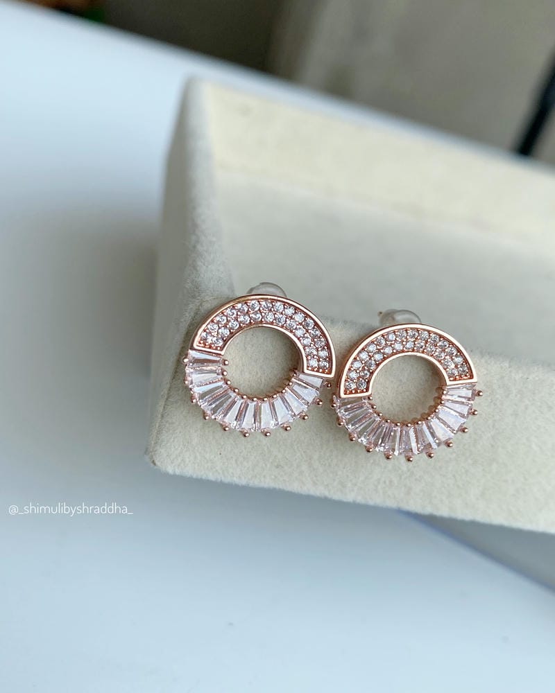 SOPHIE STUD EARRINGS