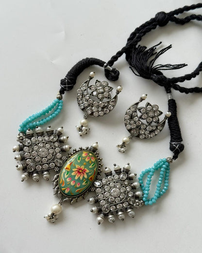 AVANTIKA NECKLACE SET