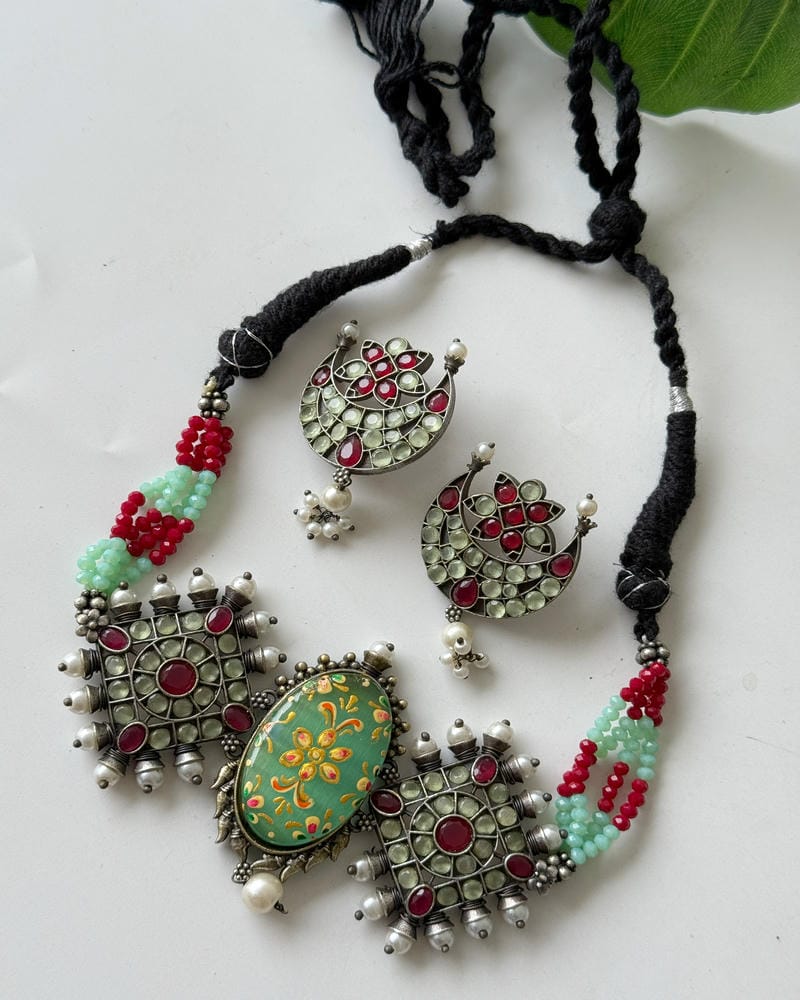 AVANTIKA NECKLACE SET