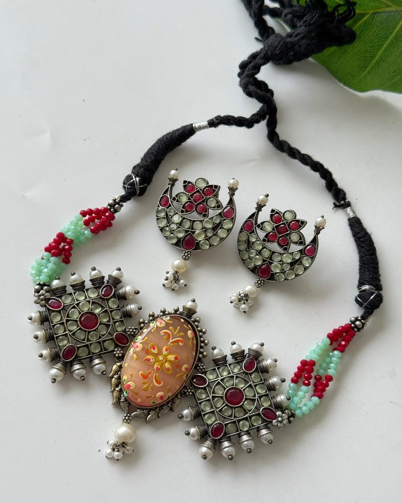 AVANTIKA NECKLACE SET