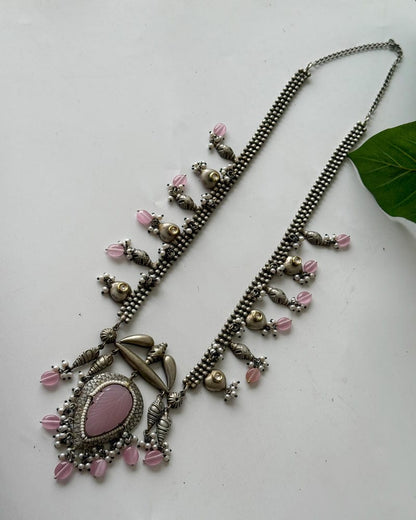 KAMYANI NECKLACE