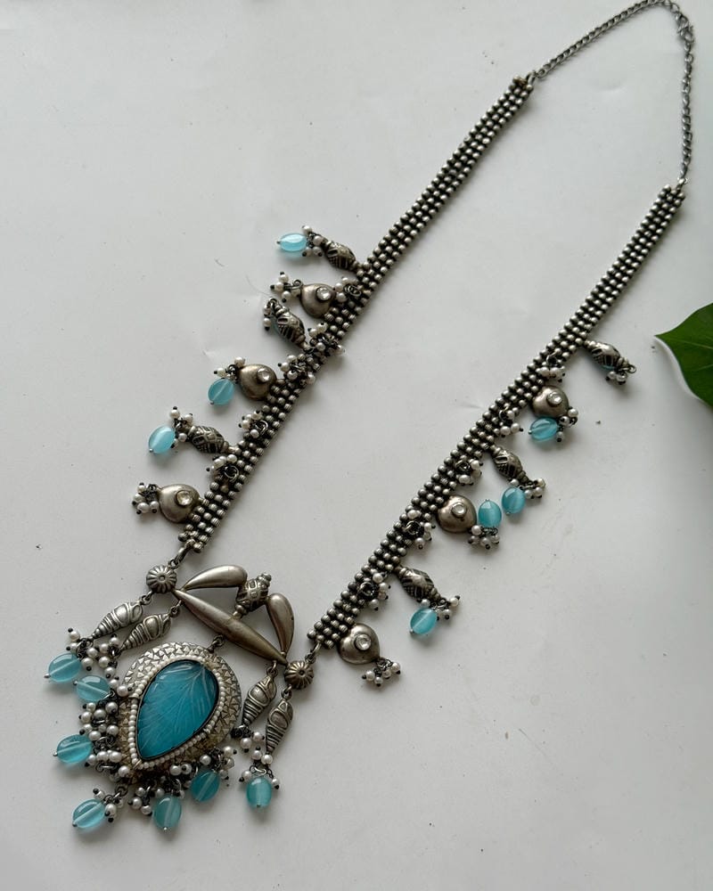 KAMYANI NECKLACE