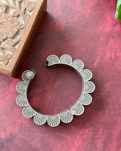 CHITRA OPENABLE BANGLE