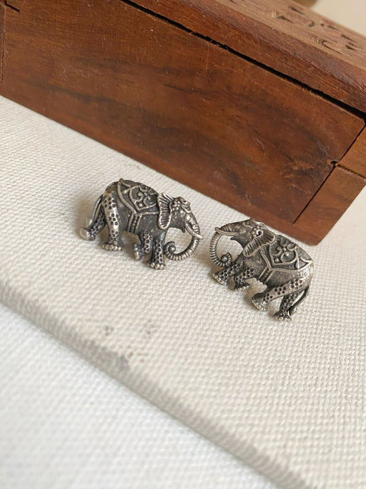 SILVERLOOKALIKE ELEPHANT STUD EARRINGS