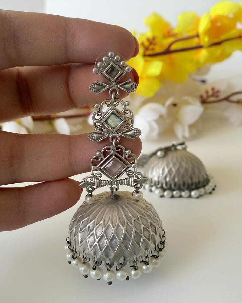 KRISHNA JHUMKA