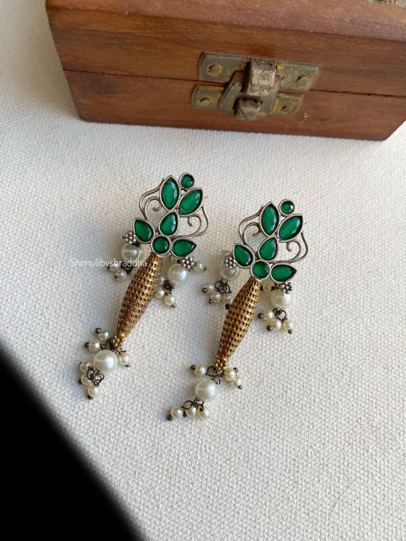 NITI DUAL TONE EARRINGS