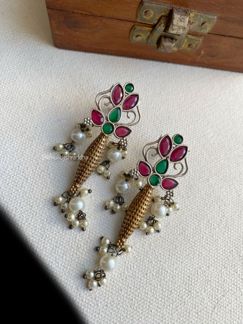 NITI DUAL TONE EARRINGS