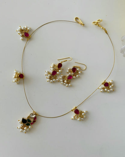INVISIBLE CHAIN NECKLACE SET