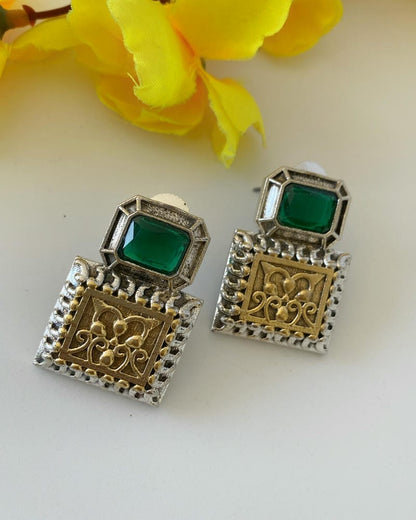 AADHIRA STUDS