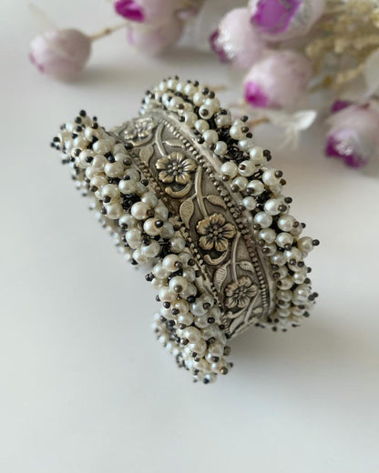 KAMNA CUFF BANGLES